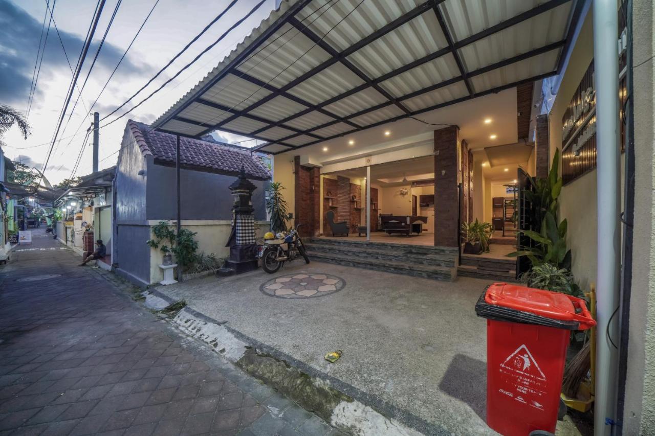 Padma Lodge Legian Seminyak Exterior foto